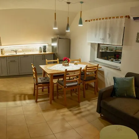 Laznica Apartment *